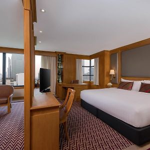 CORNER SUITE King Bed Executive Lounge access on Food Beverages